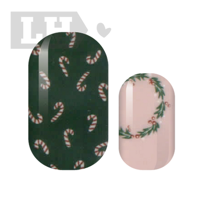 Holly Wreath Nail Wraps