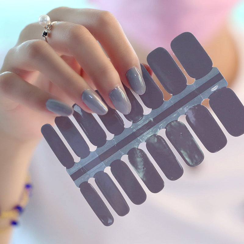 How to Apply Fake Nails: 7 Steps to Ensure Press-On Nails Last