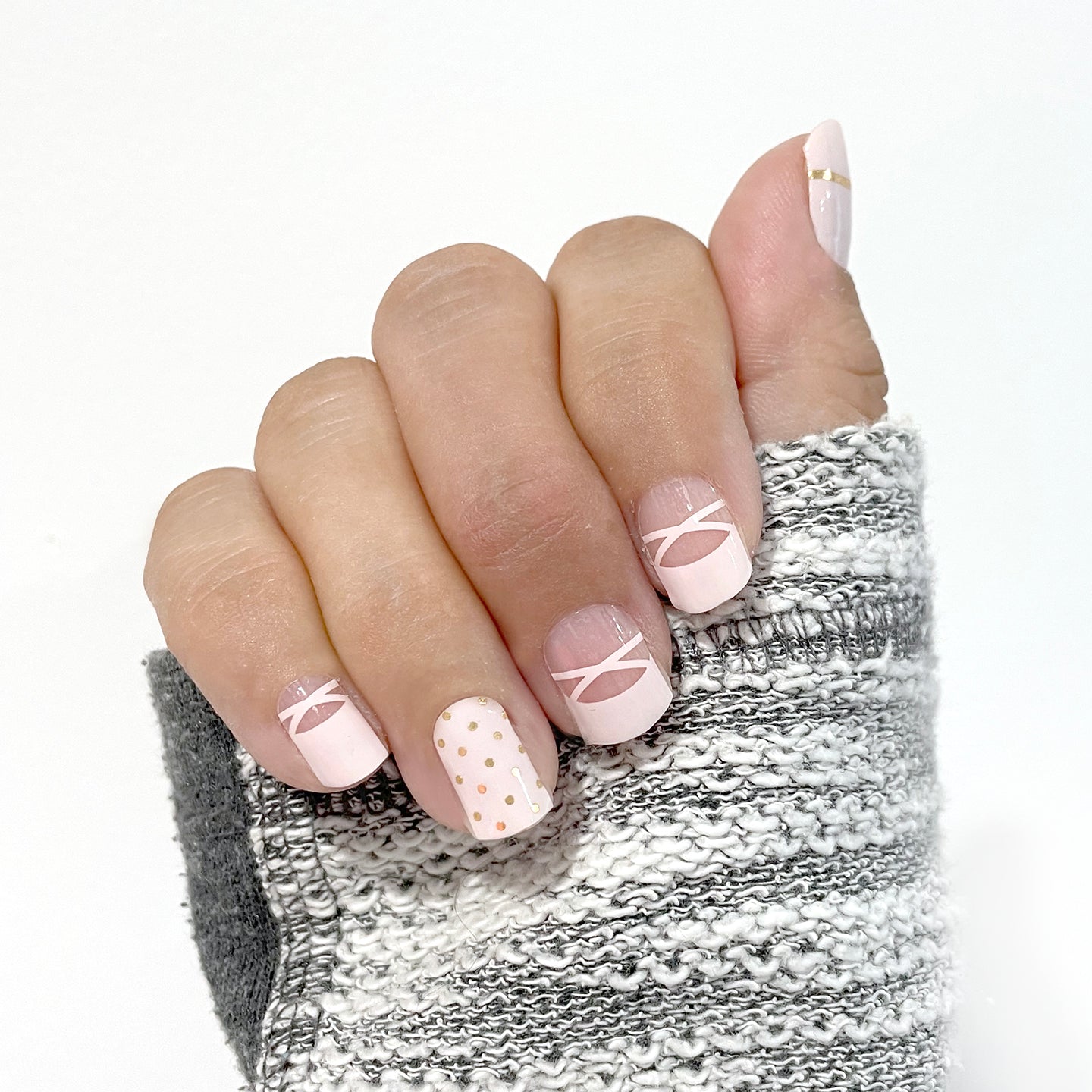 Delicate Dancer Nail Wraps